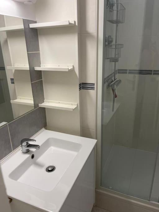 Apartment Le Nid Familial - Centre Gare Tours